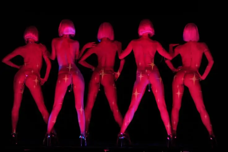 Le Crazy Horse – London Burlesque Supper Club