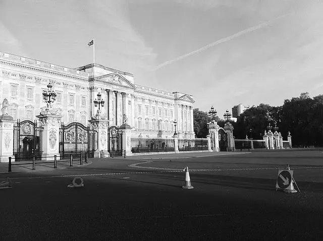 Silent Cities: London, Sydney & Detroit Bathed in Silence