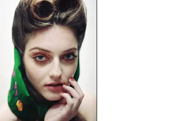 Helena wears head scarf by Zara