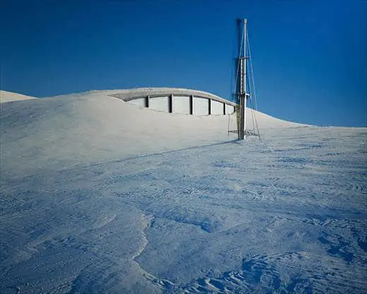 Alex Hartley: London Art Show - The World is Still Big