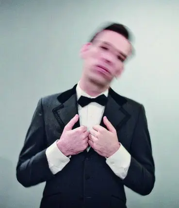 Jherek Bischoff & David Byrne ‘Composed’ Live Video – Music Article