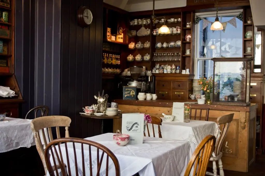 Blackbird Tea Rooms: A Little Piece of Home in Brighton cafe review