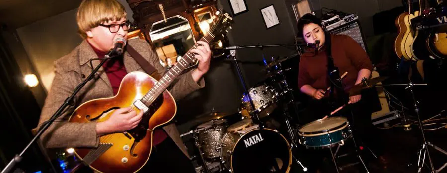 Q & A with L’Amour Des Rêves. ‘Get a room…but please can you leave the door open?’