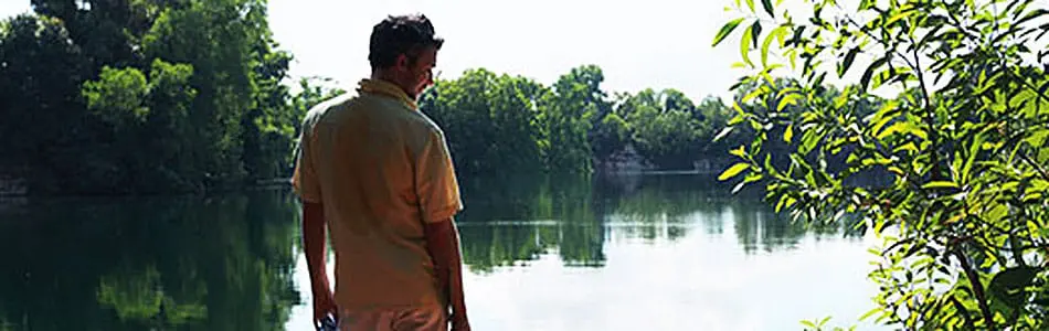 Mister John Film Review: Confronts death to see the beauty and pain in life