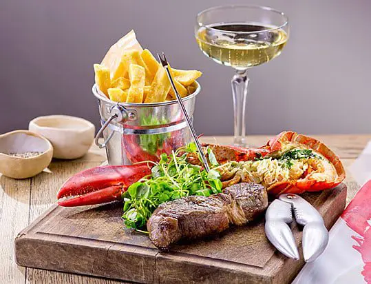 The Parlour review – An argument breaks out over a burger