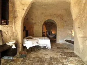 extraordinary places to stay - cave house
