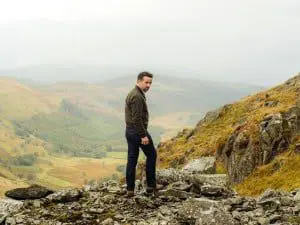 actress Mali Harries