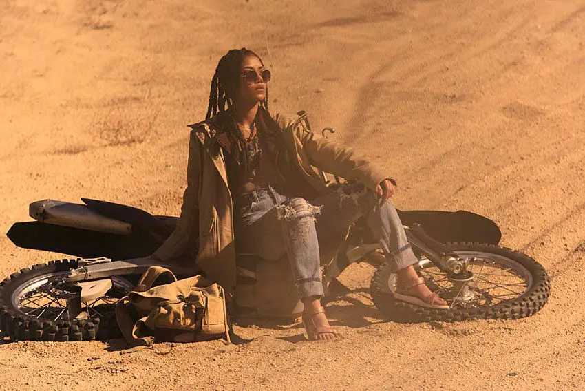 Jhené Aiko and her desert couture: Teva Sandals for 2017