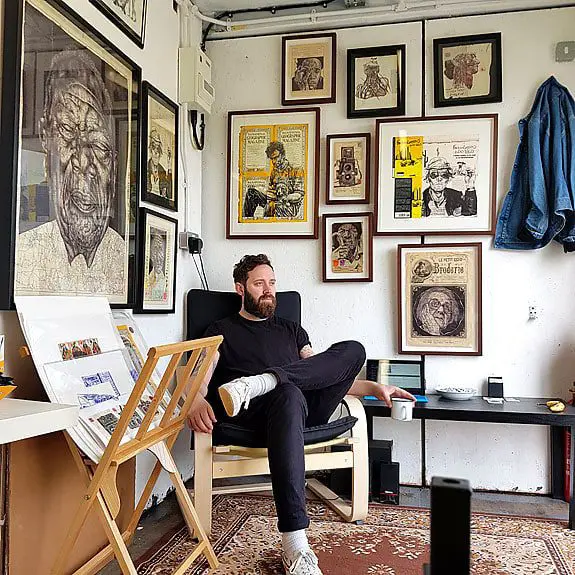 Interview with artist Mark Powell showing at Hang-Up Gallery