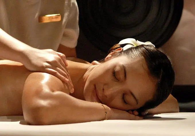 How to live the luxury lifestyle on a budget