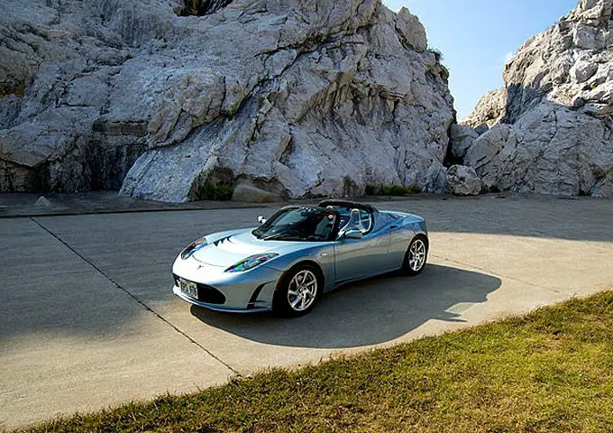 3 tips for getting behind the wheel of your dream car