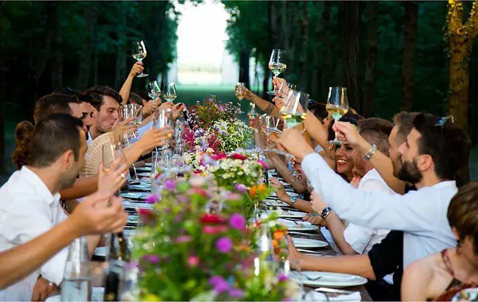 10 mobile catering ideas for your wedding that your guests will love