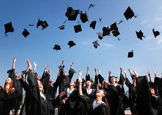 Reasons why your bachelor’s degree isn’t enough to establish a career