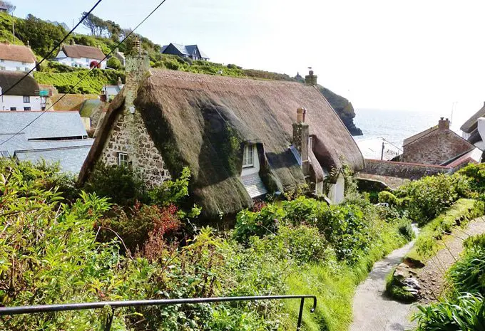 choosing holiday accommodation in Cornwall