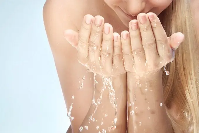 An easy guide to the best skin care routine for normal skin