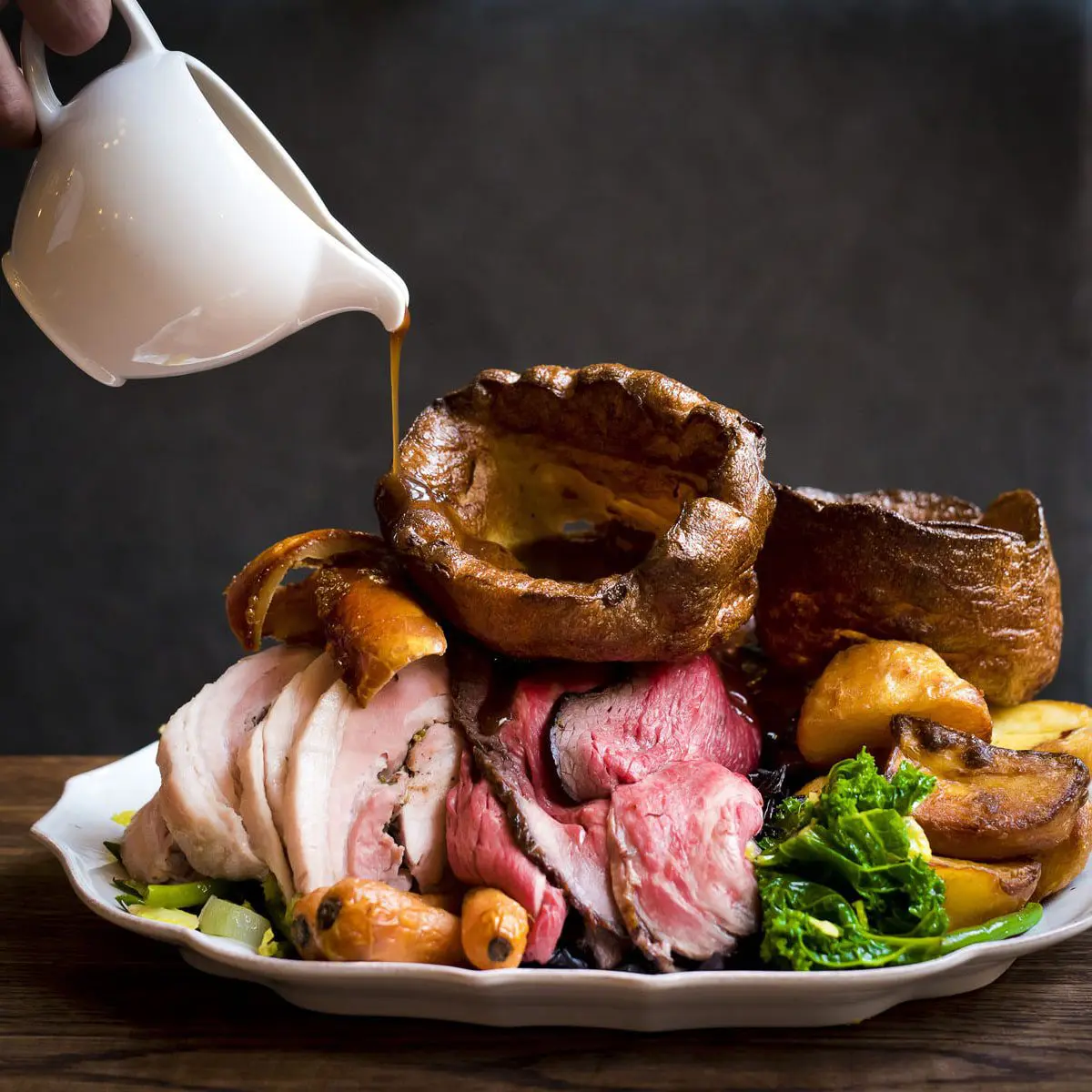 The King of the Sunday Rosbifs at the Refuge