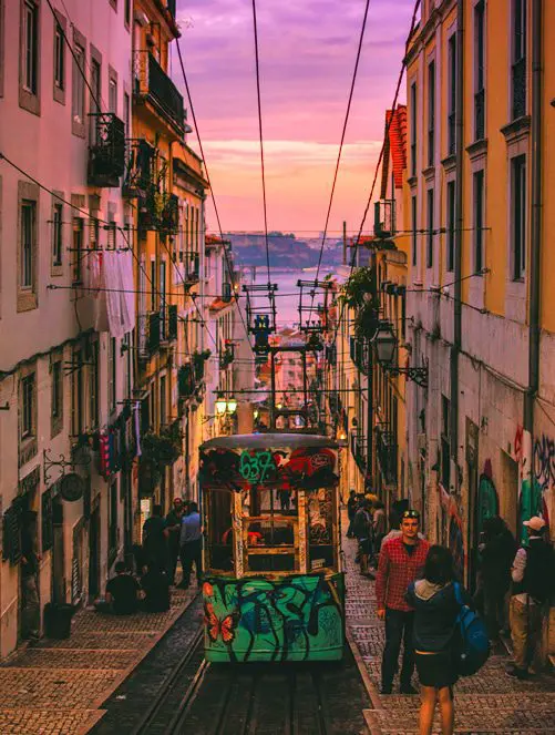 lisbon travel tips