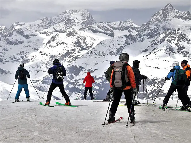 Student ski trips – organising the ultimate getaway
