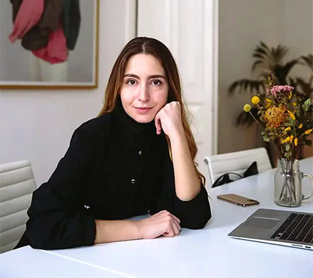 Recommended sitting positions for working mums