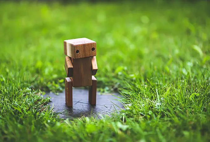 Thins you need to be aware of if you are paying for social media features