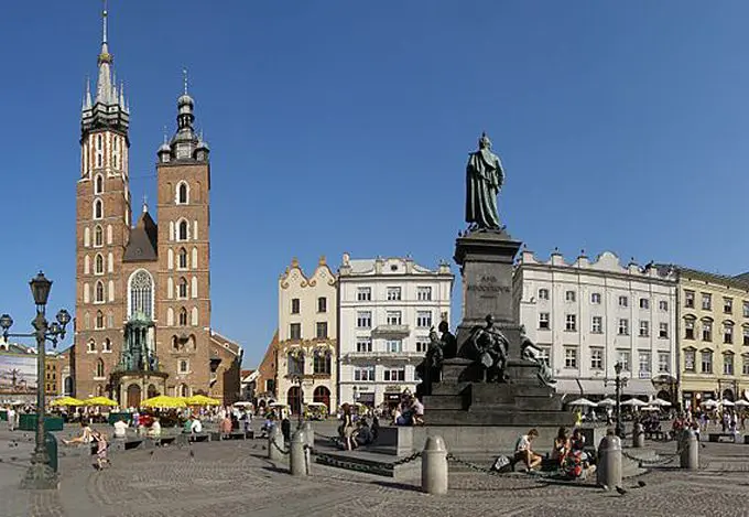 affordable hen night