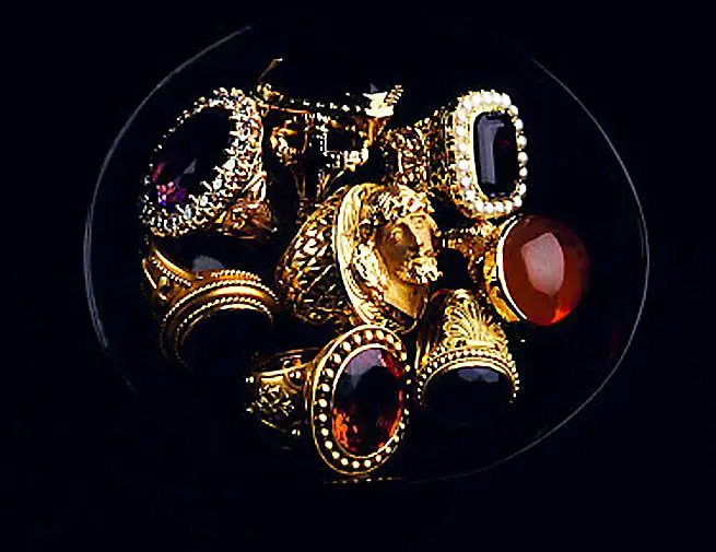 What Are Bishop Rings Everyone Is Talking About?