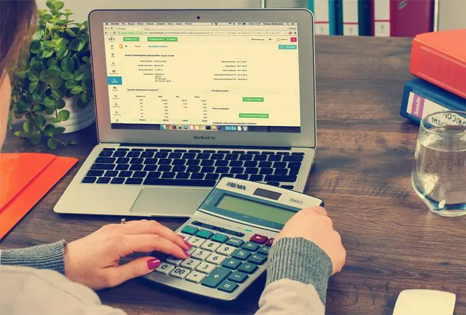 How to Easily Manage Your Accounting Duties
