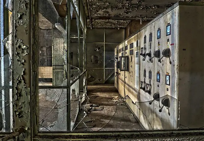 Why It Makes Sense to Use a Transfer Switch with Your Generator