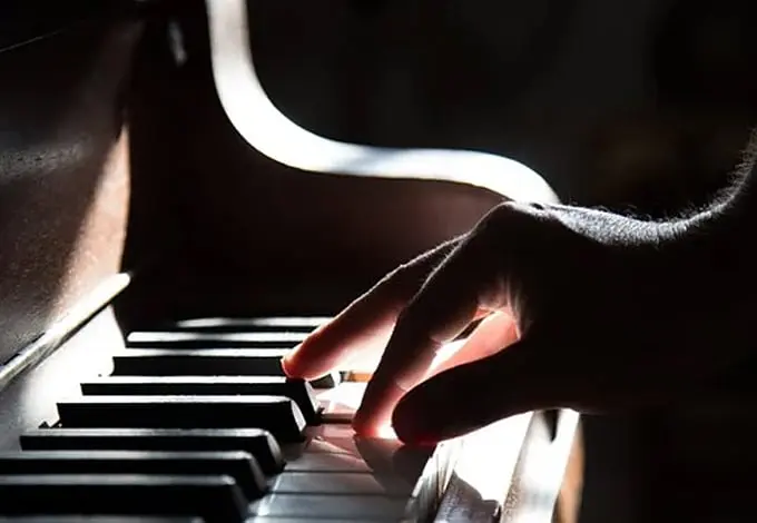The 6 Easiest Instruments to Learn for Aspiring Musicians