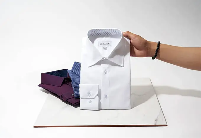 How to Choose the Right-Fitting Dress Shirt
