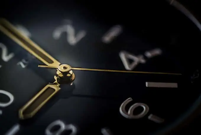 Significant Factors to Look Out While Buying a Luxury Watch