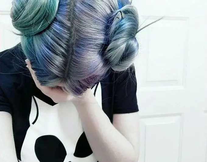 How To Pull Off An E-girl Look