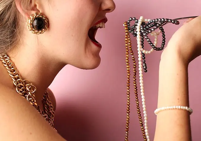 5 tips to help you care for your jewellery