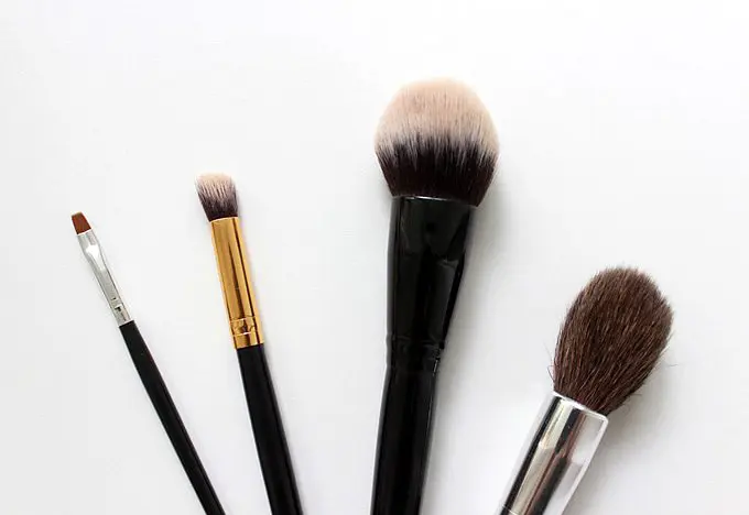 5 Eyebrow Trends You Need To Know About