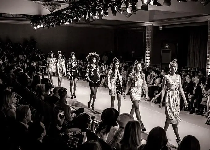 In the Spotlight Spring Fashion Weeks, 2021-22