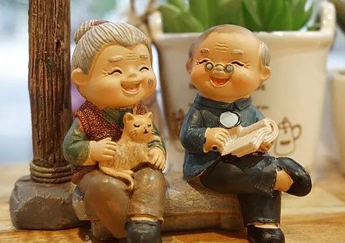 Elderly Care at Home: Should You Get Professional Help?