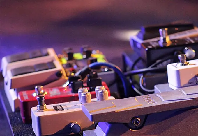 Planning to Buy a Guitar Pedal? Here Are Some Useful Tips