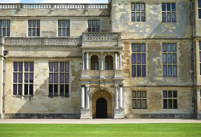 How To Maintain Your Uninhabited Listed Properties