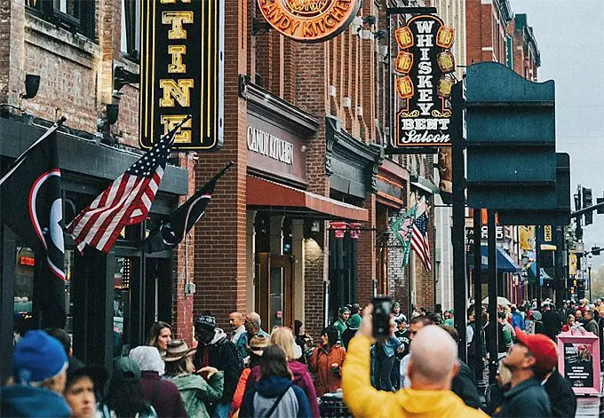 Nashville: The Ultimate Travel Guide for Foodies