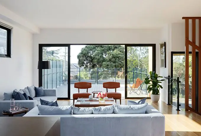 The Rules Regarding Mixing Different Metal Finishes In A Room