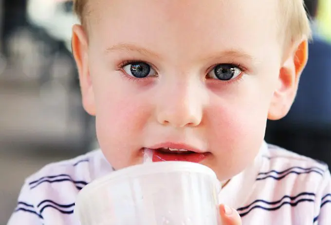 Which Types Of Milk Are Perfect For Your Child’s Health? Find Out Here