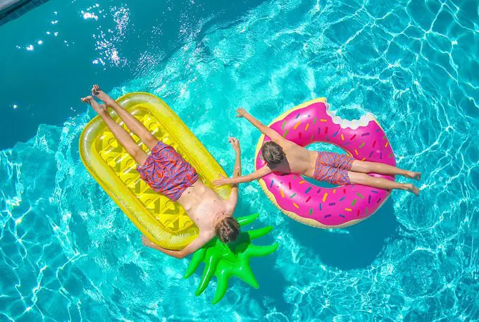 Cruising As a Family: The Do’s and the Don’ts