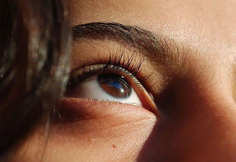 How To Put An Accent On Certain Facial Features