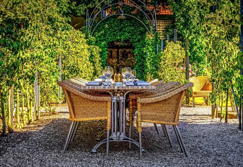 Decorate Outside House