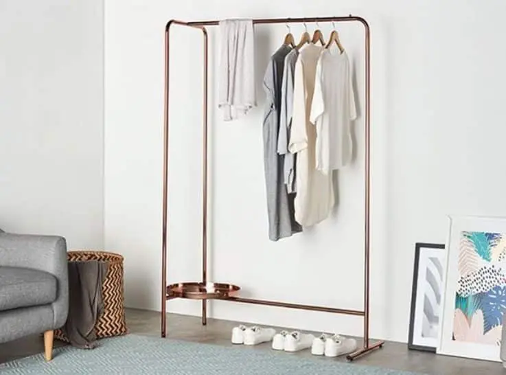 Choosing the Best Clothes Rails for Sale: Factors to Consider for Your Retail Store or Personal Use