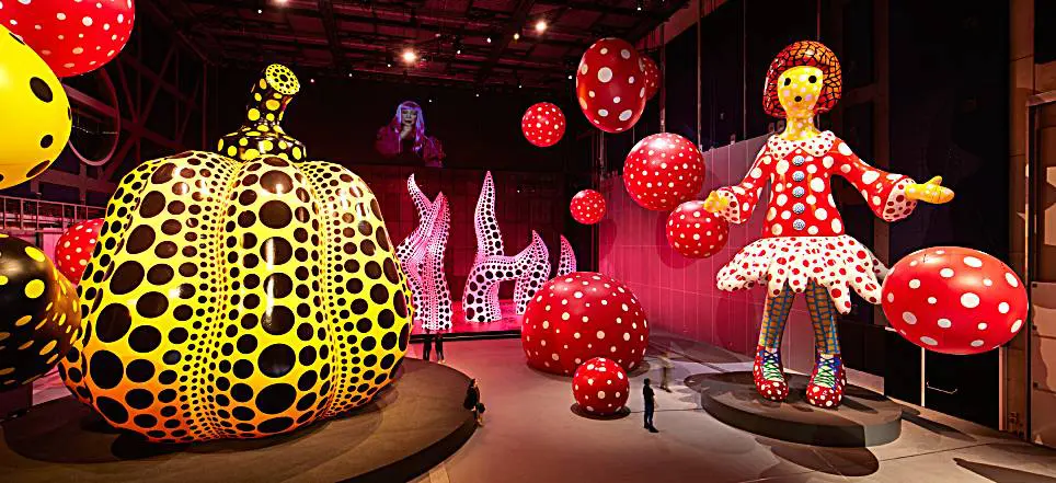 Yayoi Kusama You, Me and the Balloons