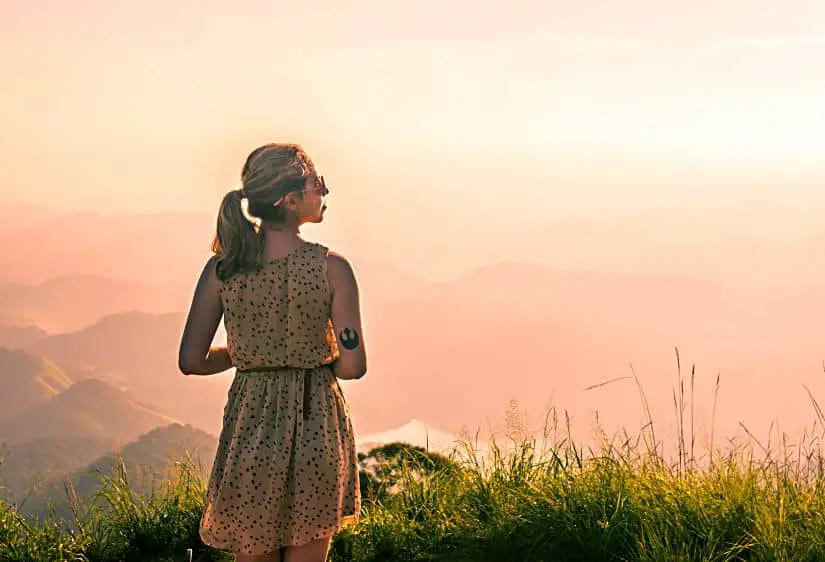 Styling Your Summer Dresses: 4 Tips