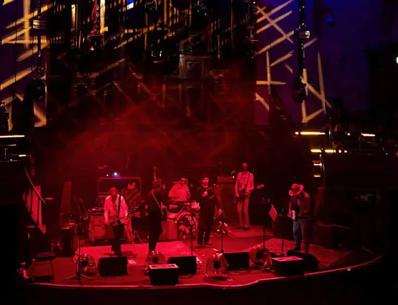 The Brian Jonestown Massacre – better at home