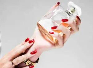 Press-On Nails Huge Comeback