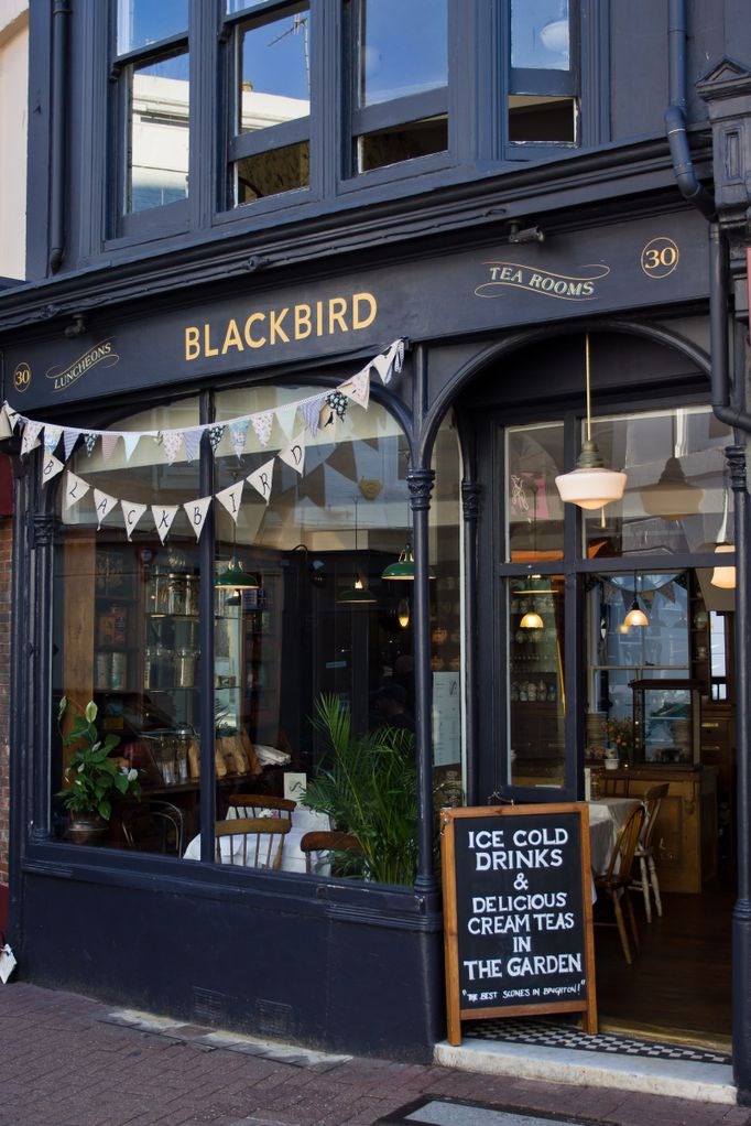 Blackbird Tea Rooms: A Little Piece of Home in Brighton cafe review